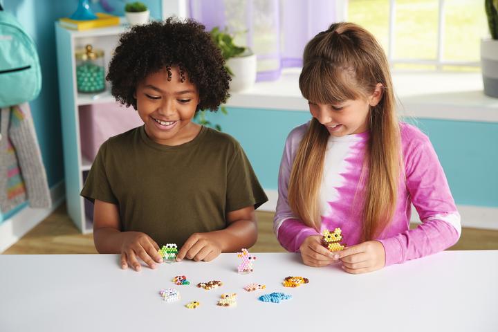 Actual product image Aquabeads Animal Friends Theme Set