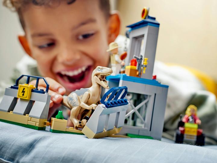 Produktbild LEGO Jurassic World Escape Velociraptora 76957 (76957, LEGO Jurassic World)