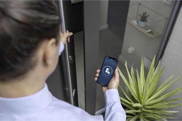 Actual product image Bosch Smart Home Smart Home / Yale Linus Door Lock (Smartphone)