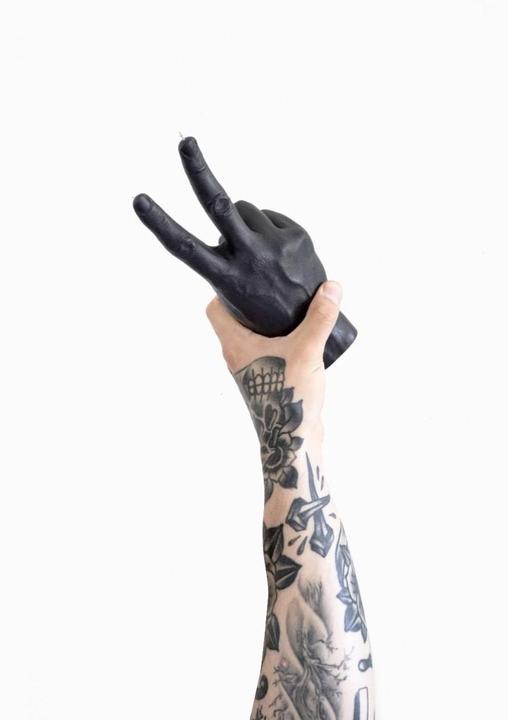 Actual product image Candle Hand Victory (1 pcs.)