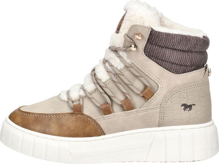 Actual product image Mustang Sneaker (40)