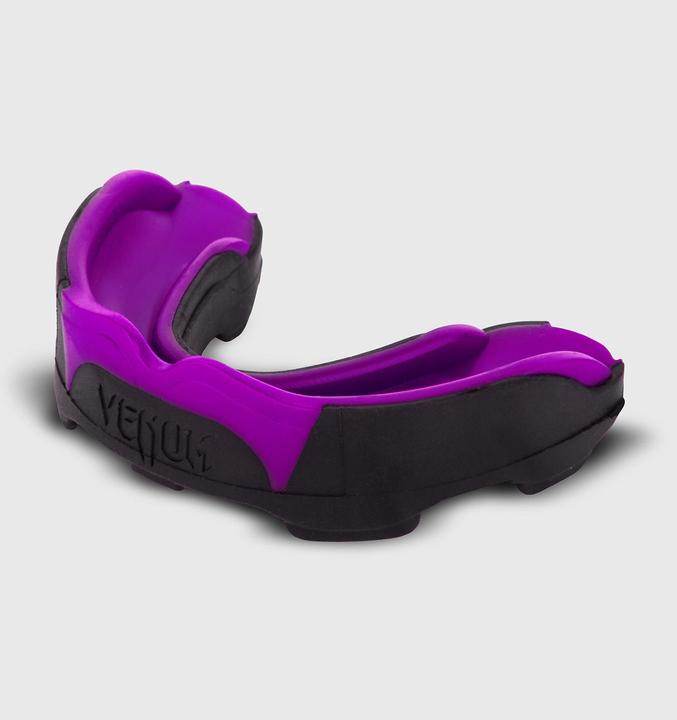 Actual product image Venum Predator Mouthguard-Black/Purple (One size)