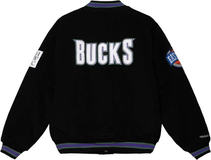 Actual product image Mitchell & Ness NBA Milwaukee Bucks Jacket Mens (L)