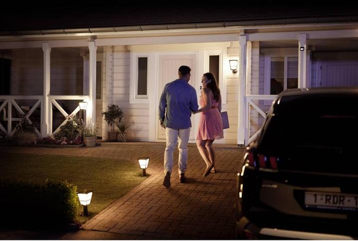 Actual product image Philips Hue Econic Base (1150 lm, IP44)