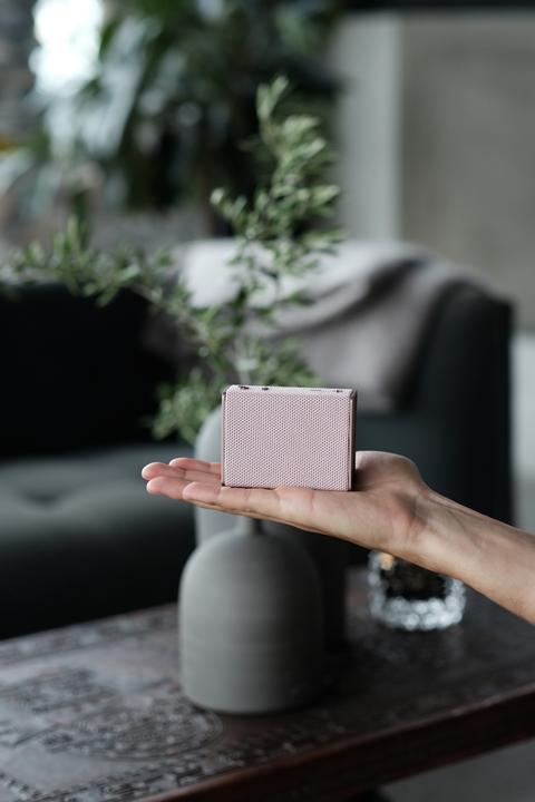 Actual product image Urbanista Sydney (5 h, Rechargeable battery operated)