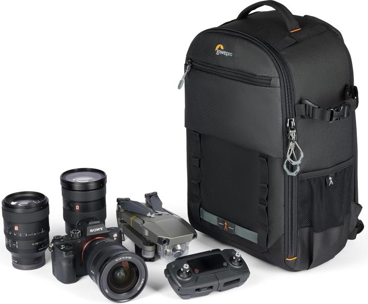 Actual product image Lowepro Adventura Backpack 300 III (GL) (Photo backpack, 18 l)
