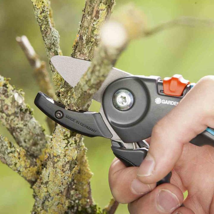 Produktbild Gardena Gartenschere A/M