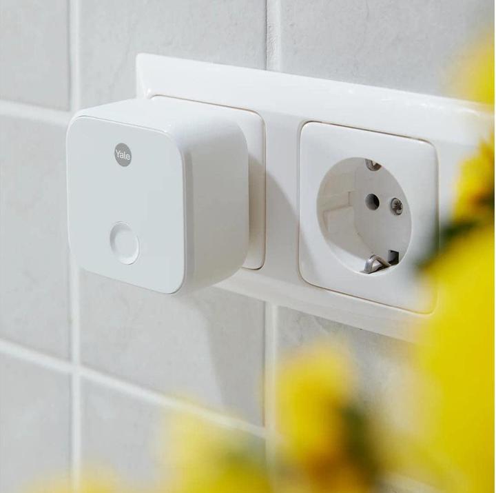 Actual product image Yale WLAN-Bridge ConnectX 1:4 for remote access