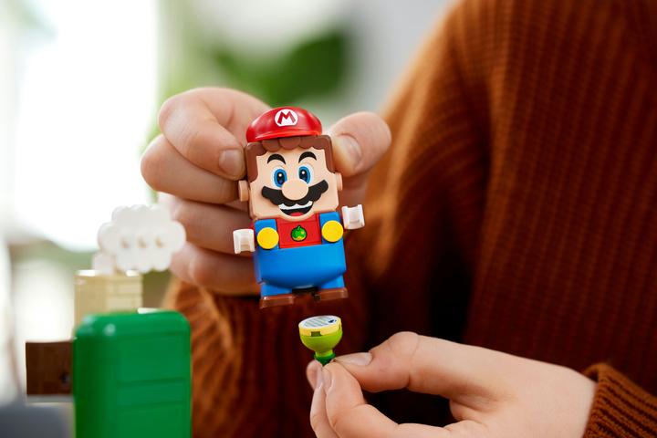 Actual product image LEGO Yoshi's Gift House - Expansion Set (71406, LEGO Super Mario)
