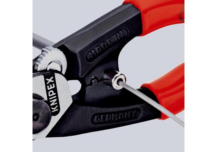 Immagine prodotto Knipex Forbici per funi metalliche l.190mm f.fune metallica d.6mm testa lucida manico 2comp. guaine (195 mm)