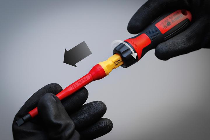 Actual product image BGS VDE Screwdriver Set with Interchangeable Blades 13 pcs.