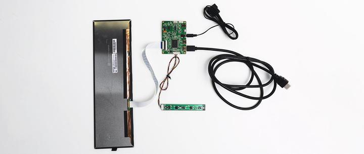 Produktbild Hyte Y60 LCD Panel