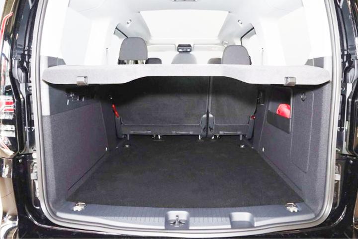Actual product image ProPlus Boot tray for VW Caddy Maxi from 2020 until today (5 and 7-seater) behind the 2nd row of seats