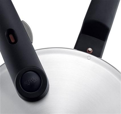 Actual product image Fissler Vitaquick Premium (22 cm, Pot, Stainless steel)