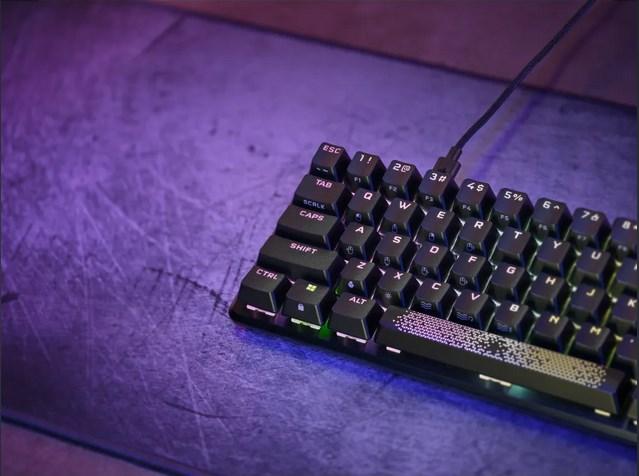 Immagine prodotto Corsair K65 Pro Mini (DE, Cablato)