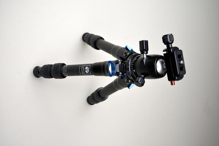 Actual product image Sirui Compact X (Carbon)