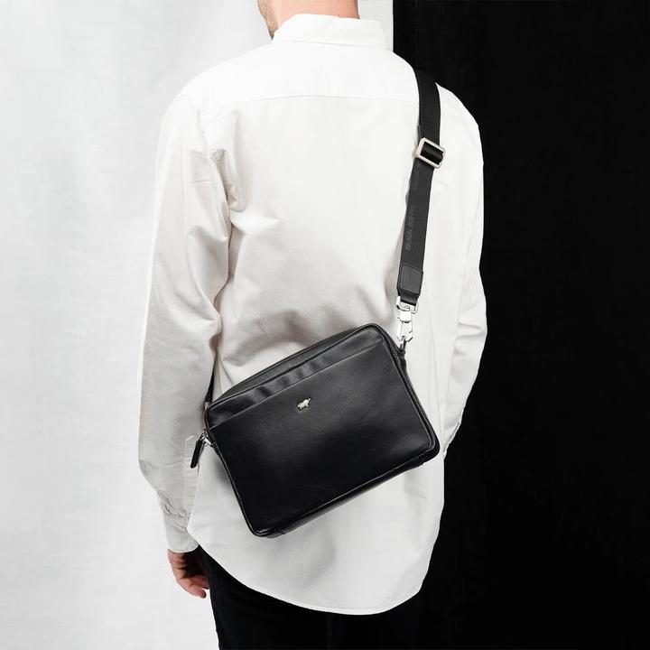 Actual product image Braun Büffel Shoulder Bag Golf 2.0 90663