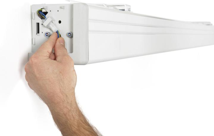Immagine prodotto Projecta Compact Electrol ext blackdrop 154x240 MW 16:10 (107", 16:10)