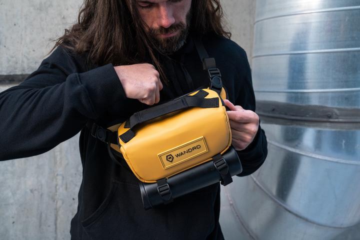 Actual product image Wandrd Rogue Sling (Camera shoulder bag, Camera hip bag, 3 l)