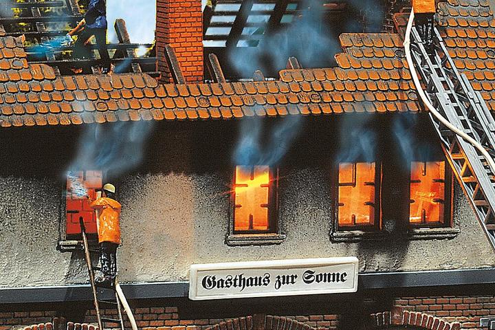 Immagine prodotto Faller Mini effetti luminosi Fuoco tremolante