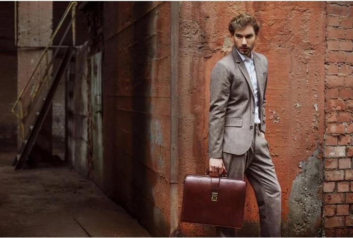 Produktbild Only-Bags.Store Grosse Leder Aktentasche (15")