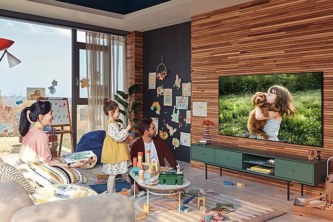Actual product image Samsung QE43Q60A (43", Q60A, QLED, 4K, 2021)