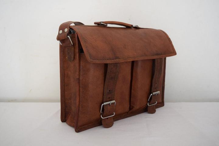 Produktbild Only-Bags.Store Der Anwalt Laptop, 16 Zoll (16")
