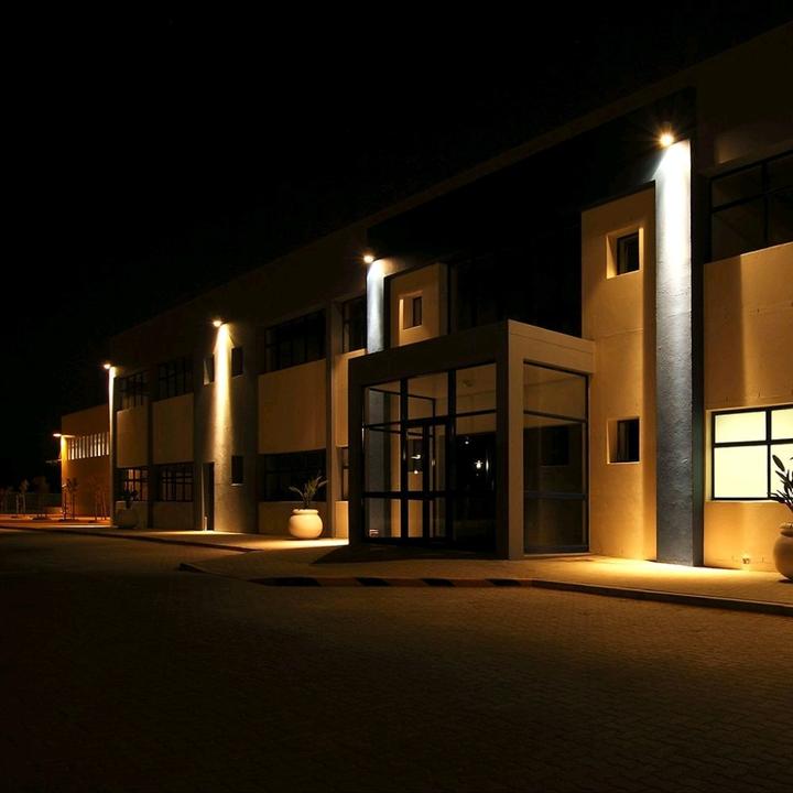 Produktbild V-TAC VT4456 LED Flutlicht 185 lmW50 W, 6500 K, IP65, B (9250 lm, IP65)