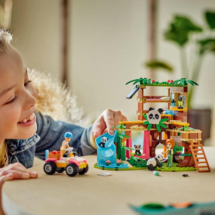 Produktbild LEGO Panda-Pflegestation (42648, LEGO Friends)