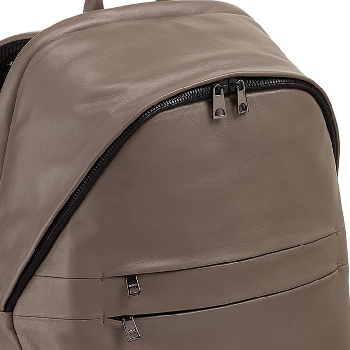 Actual product image Dudu New York daypack leather 41 cm laptop compartment (20 l)