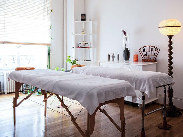 Produktbild Smartbox Entspannung und Liebe in der Schweiz: Paarmassage für das gemeinsamen Wohlbefinden (2 Pers.)
