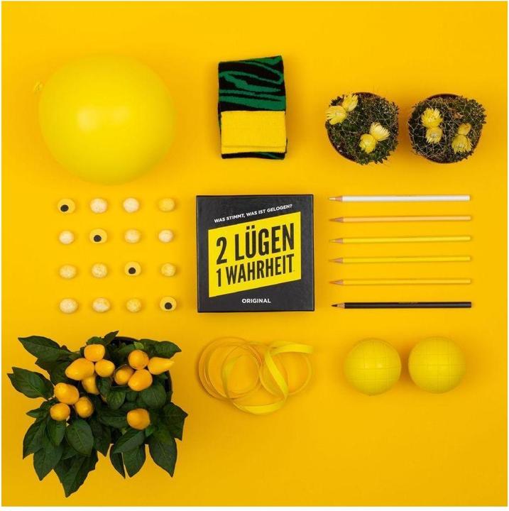 Actual product image 2 Lies 1 Truth (German)
