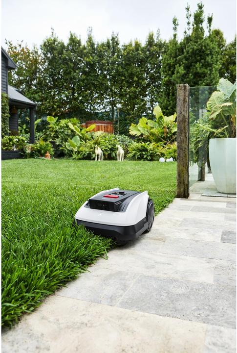 Actual product image Ecovacs Goat O800 RTK (800 m², Without boundary wire)
