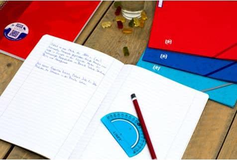 Produktbild Oxford Schulheft (A4, Liniert, Harter Einband)