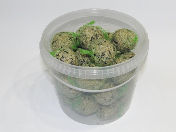 Image du produit Westfalia Seau de 30 boules à graines pour oiseaux - 2.5kg (1 x, 2.66 kg)