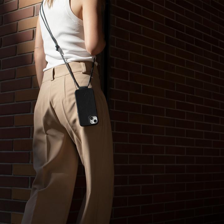 Actual product image Native Union Sling for iP 13 Case Leather Black