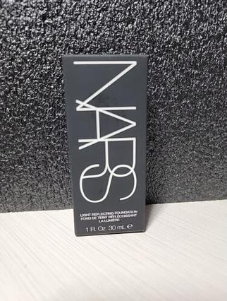 Produktbild NARS Cosmetics Light Reflecting Foundation (Mali)