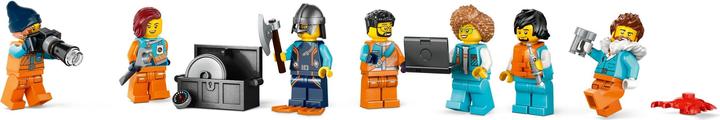 Actual product image LEGO Arctic research vessel (60368, LEGO City)