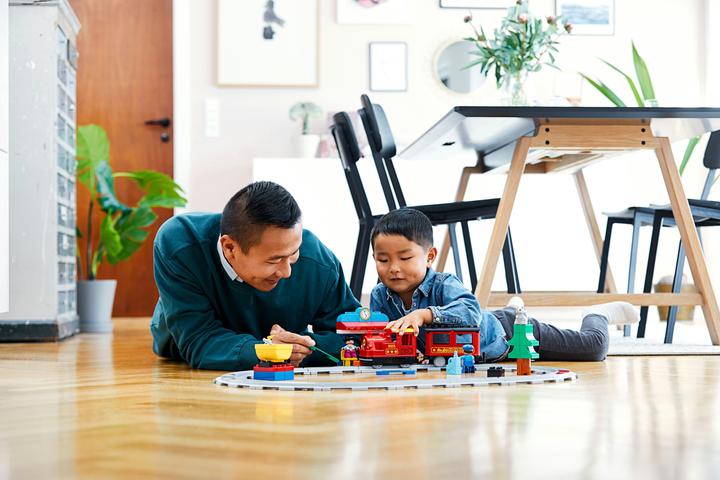 Productafbeelding LEGO Stoomspoorweg (10874)