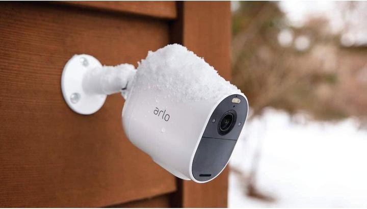 Productafbeelding Arlo Essential Spotlight Camera VMC2330 Set van 3 (1920 x 1080 Pixels)