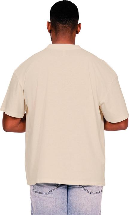 Actual product image Universal Textiles Mens Ringspun Cotton Extended Neckline T-Shirt (S)