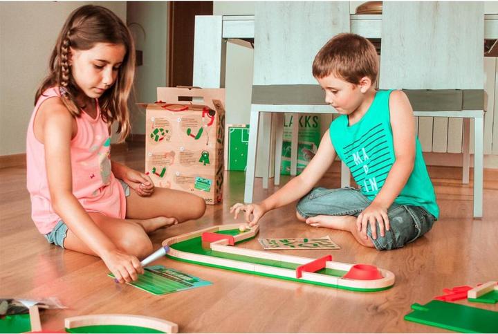 Actual product image Plakks Pitch & (German, French, Italian, English)