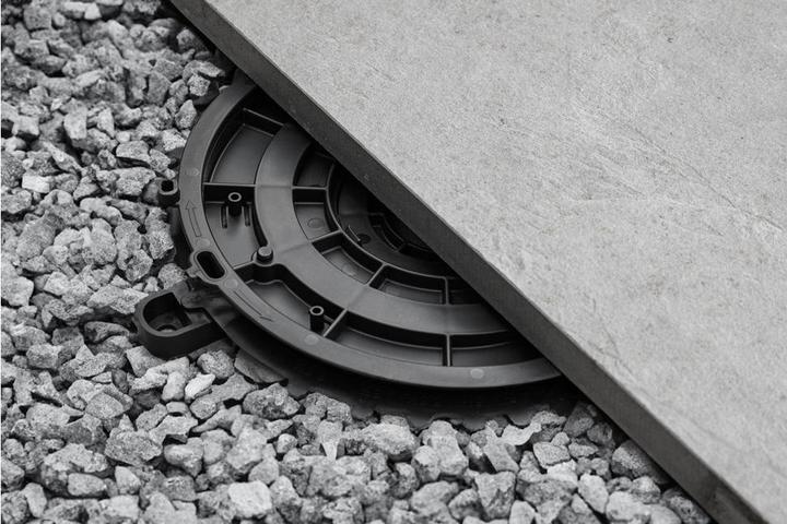 Actual product image Sanpro Levelling discs for terrace slabs with +7 % gradient wedge