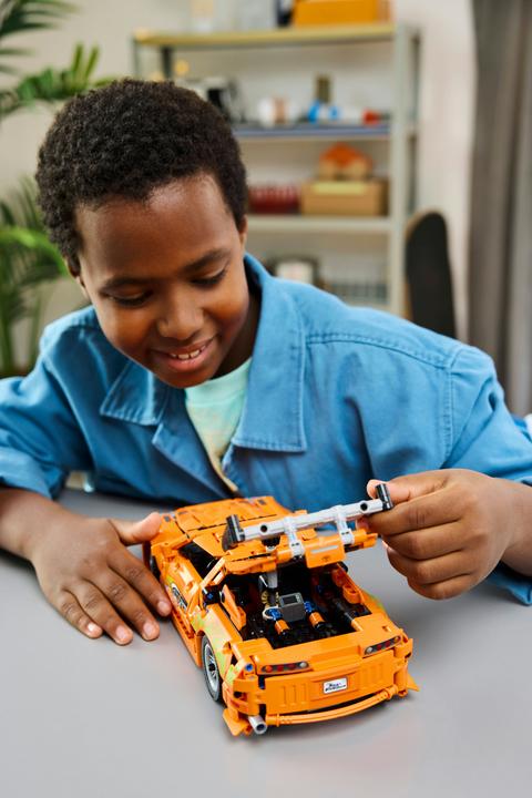 Actual product image LEGO Fast and Furious Toyota Supra MK4 (42204, LEGO Technic)