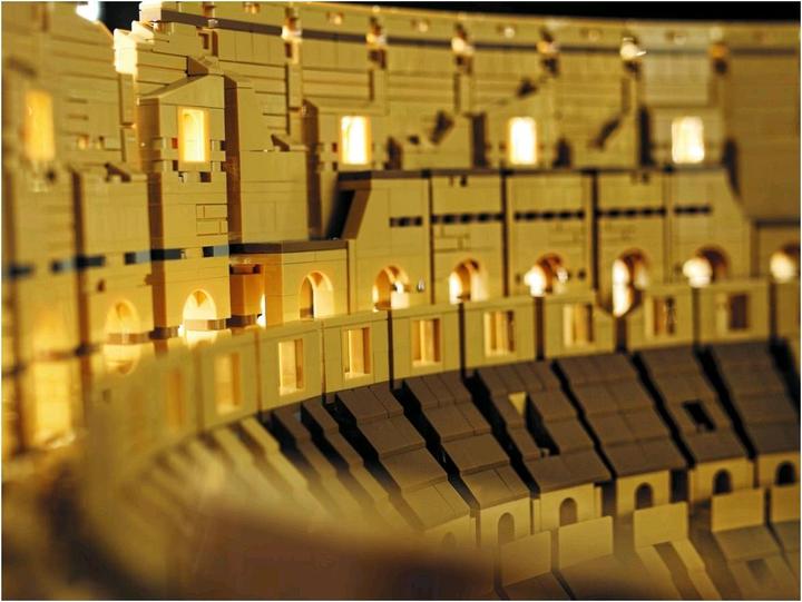 Produktbild LEGO Kolosseum (10276, LEGO Creator Expert, LEGO Seltene Sets)
