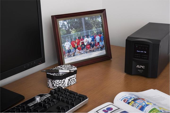 Actual product image APC Smart-UPS 750VA LCD US Version Tower Smartslot USB with Smartconnect (750 VA, 500 W, Line-interactive UPS)