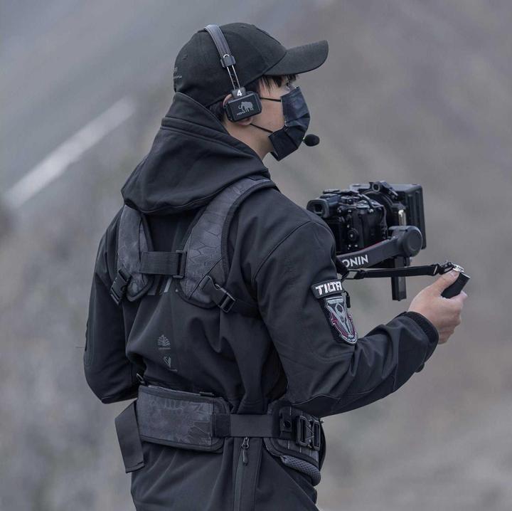 Image du produit Tilta Système de support de gimbal léger à double poignée (Poignée Gimbal)