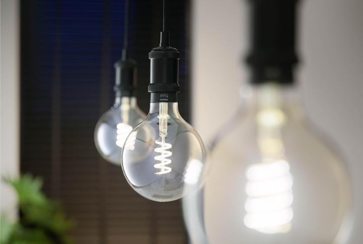 Actual product image Philips Hue Philips E27 single pack Giant Globe (E27, 7 W, 550 lm, 1 x, G)