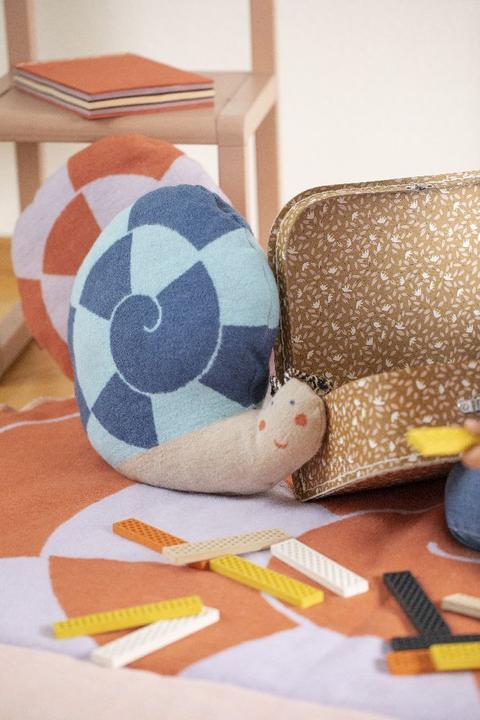 Actual product image David Fussenegger Fussenegger filled cushion "Snail" velvet blue (30 x 30 cm)