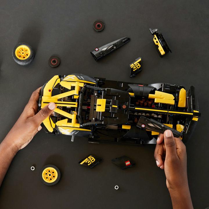 Actual product image LEGO Bugatti Bolide (42151, LEGO Technic)
